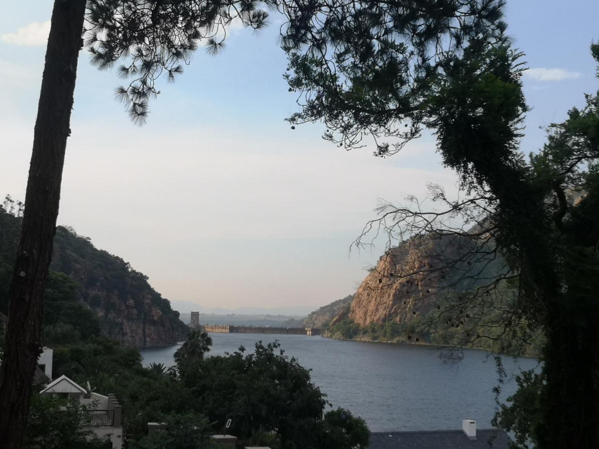 Metsing At Harties Hotel Хартбееспоорт Екстериор снимка